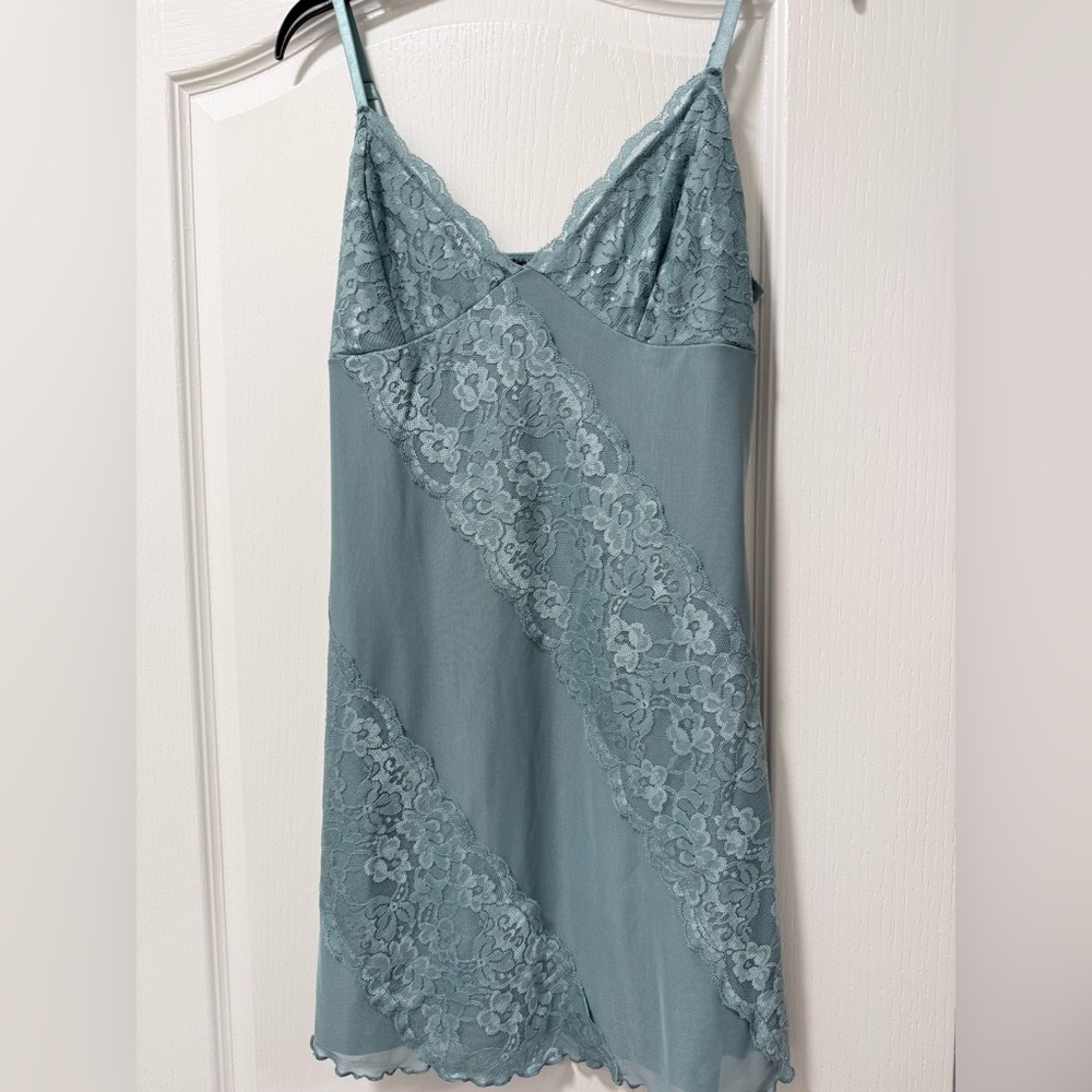 Forever 21 Lace Trim Chemise in Teal